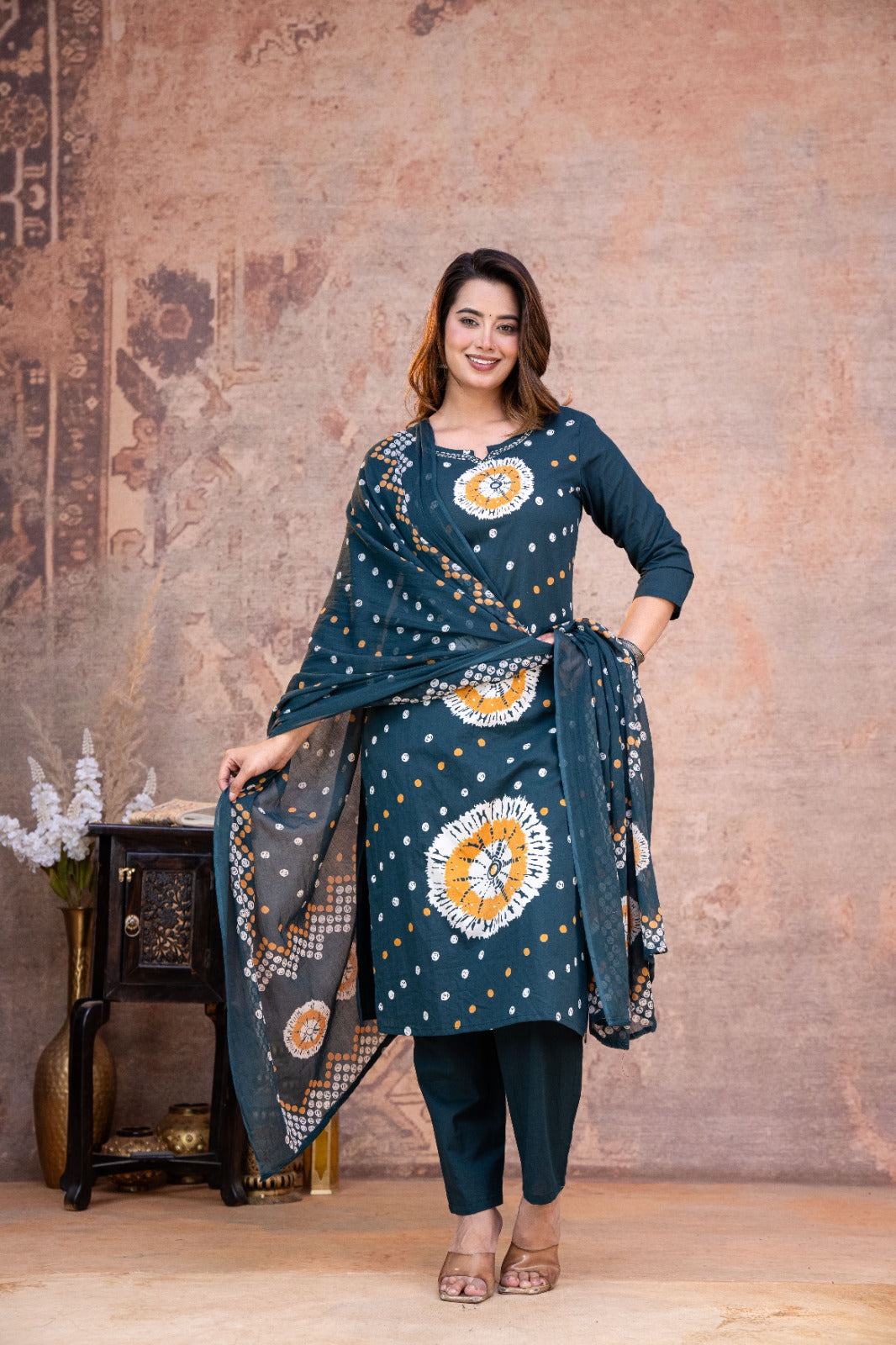 Stylish Bandhej Print  Kurta Pant Dupatta Cotton set