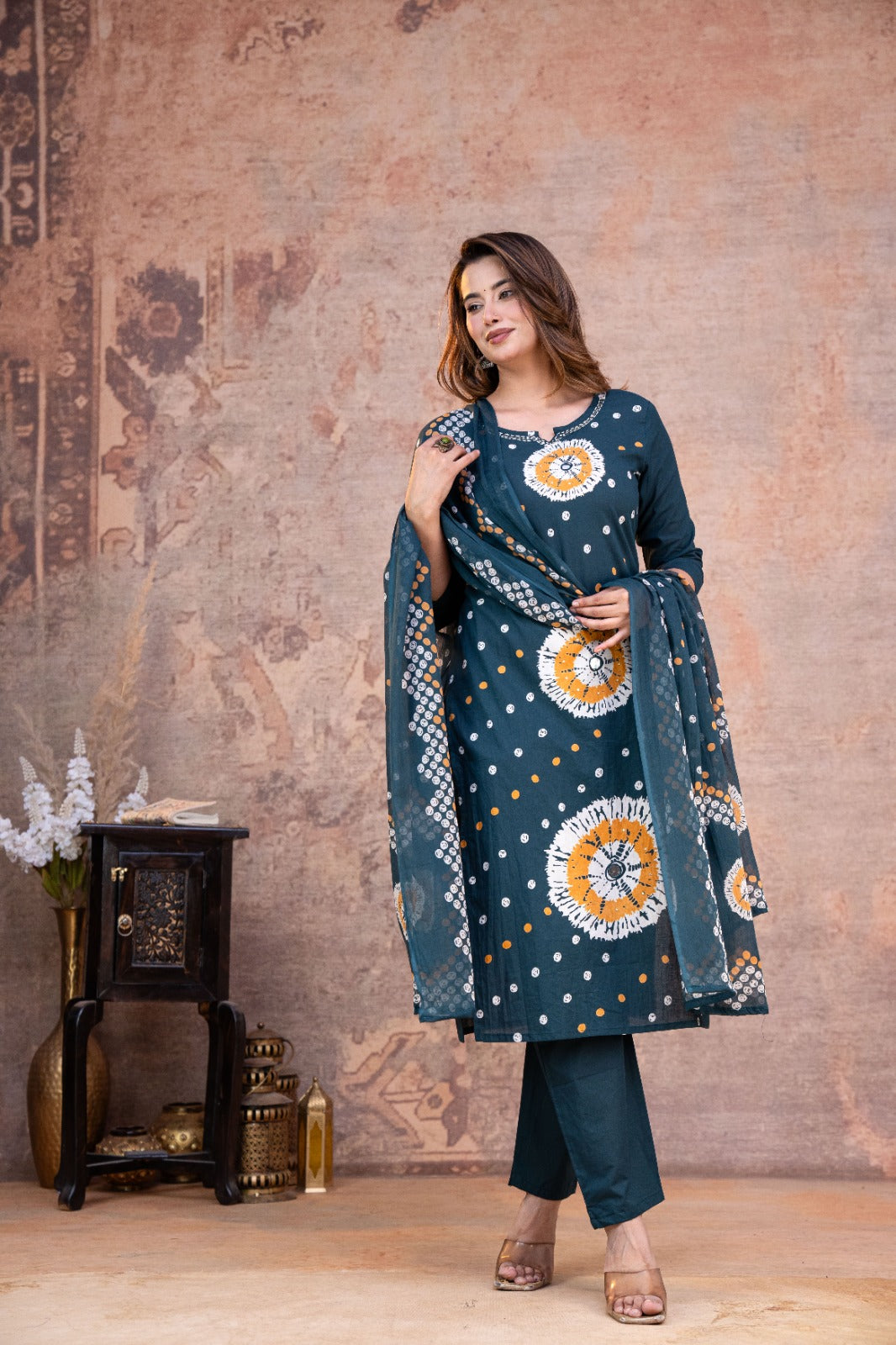 Stylish Bandhej Print  Kurta Pant Dupatta Cotton set
