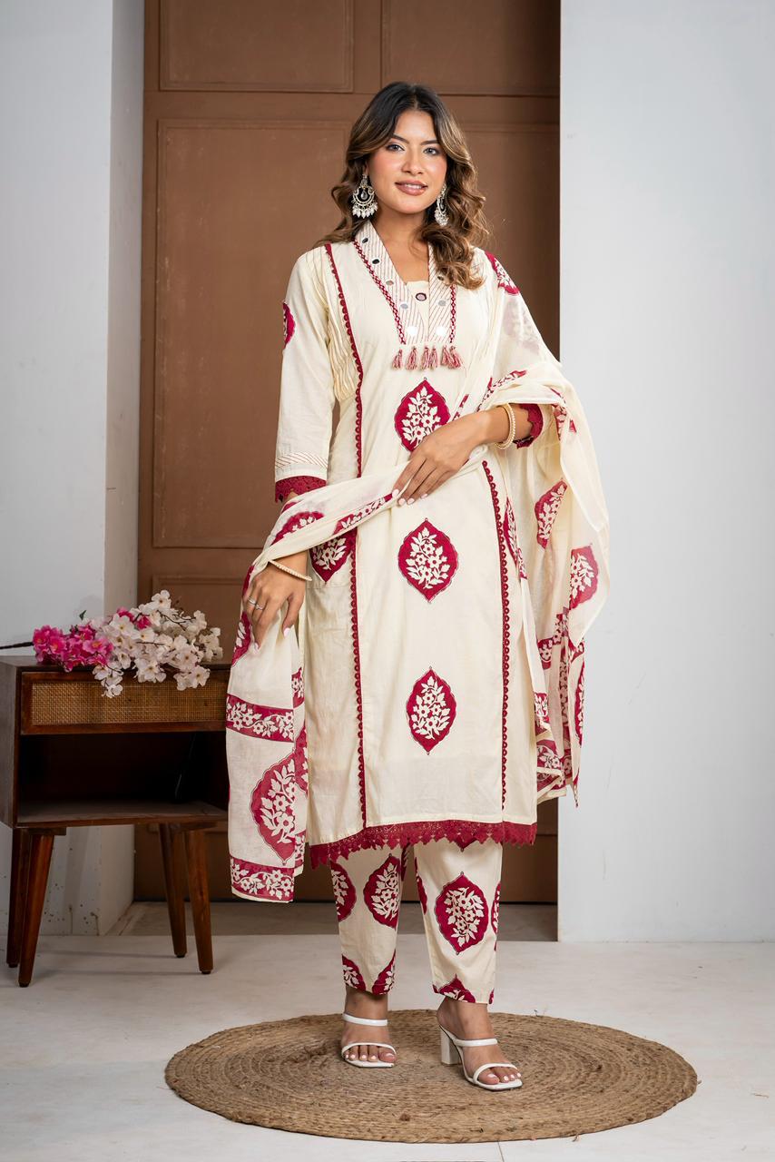 Stylish White Flower Mirror neck  Kurta Pant Dupatta Cotton set